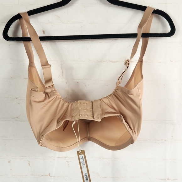 Skims Weightless Scoop 3D Woven Knit “Foam” Underwire Bra in Clay Tan Size 34H - Picture 4 of 16